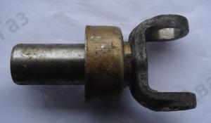 Вилка кардана передняя